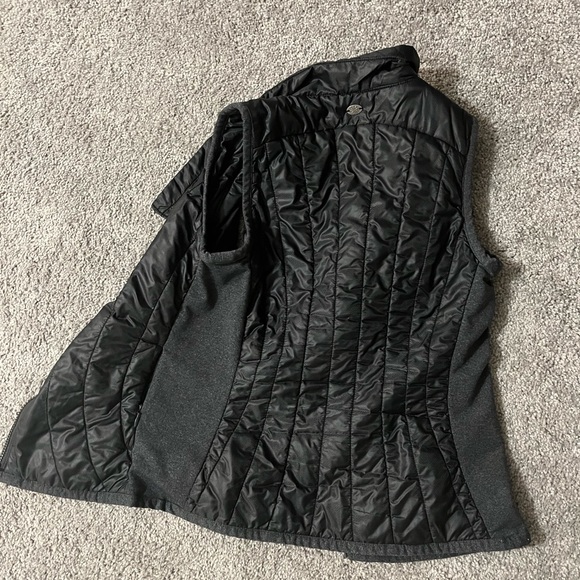 Puffer vest - Picture 3 of 3